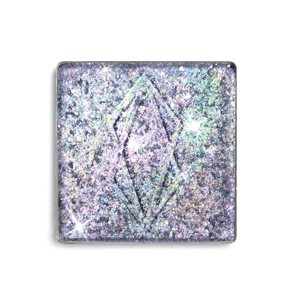 Bismuth - Vegan Pure Metals Tekli Far<br>Ultra metalik holografik gümüş<br><br>