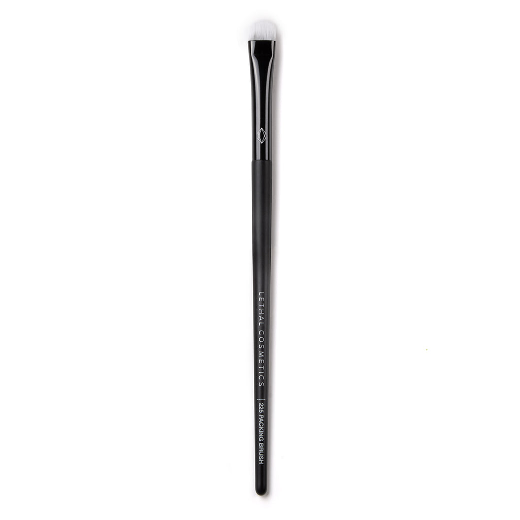 225 Far Fırçası - Vegan Fırça <br> Küçük, sıkı kıllı fırça. Metalik ve multichrome farları uygulamak için<br><br>
